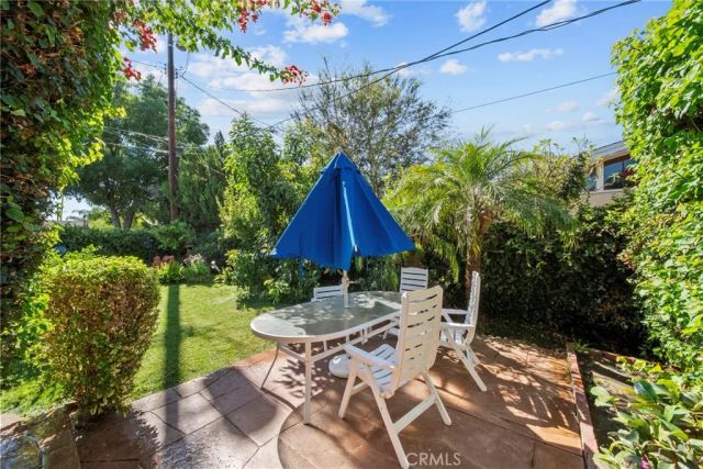 8518 Fullbright Avenue, Winnetka, CA 91306