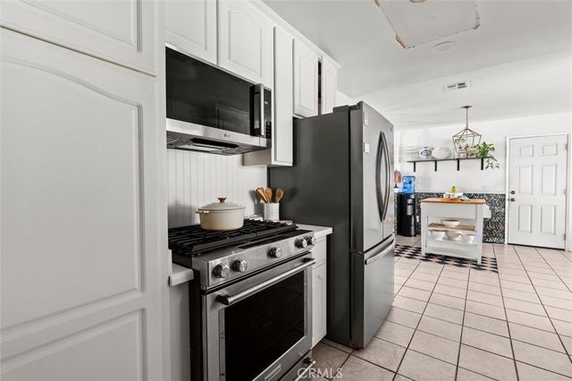 5435 Pinto, Jurupa Valley, CA 92509