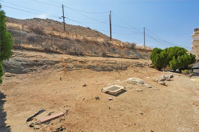 5435 Pinto, Jurupa Valley, CA 92509