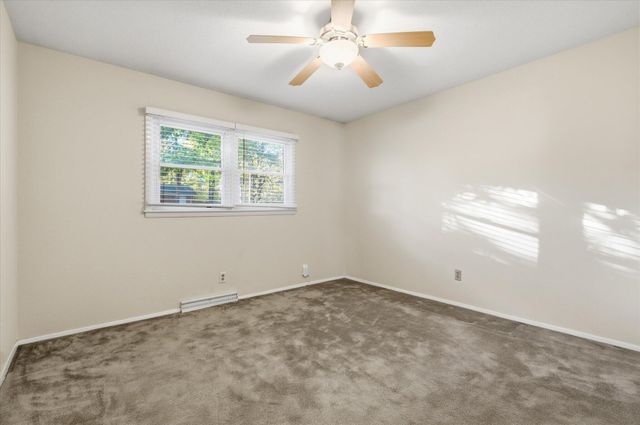 1225 S FAIRVIEW RD, Columbia, MO 65203