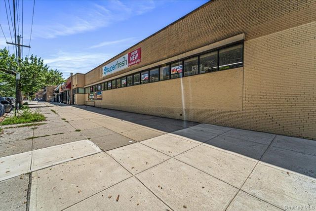 213-08 73rd Avenue 4J, Bayside, NY 11364
