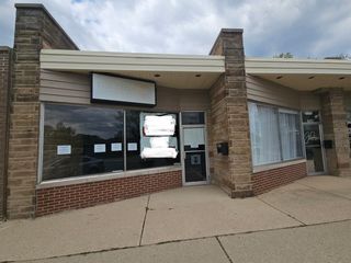 7940 W Oakton Avenue, Niles, IL 60714