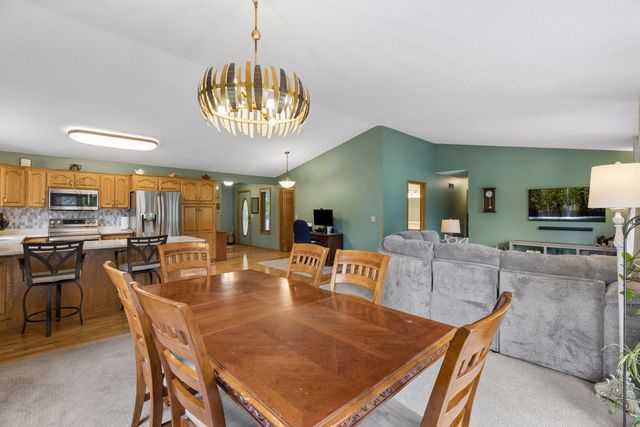 536 Raider Drive, Hudson, WI 54016