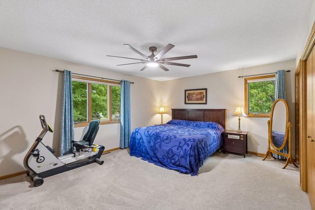 536 Raider Drive, Hudson, WI 54016