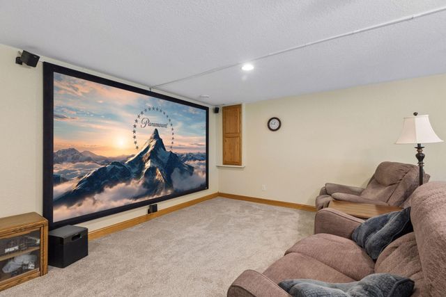 536 Raider Drive, Hudson, WI 54016
