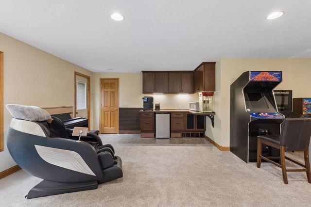 536 Raider Drive, Hudson, WI 54016