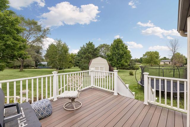 536 Raider Drive, Hudson, WI 54016