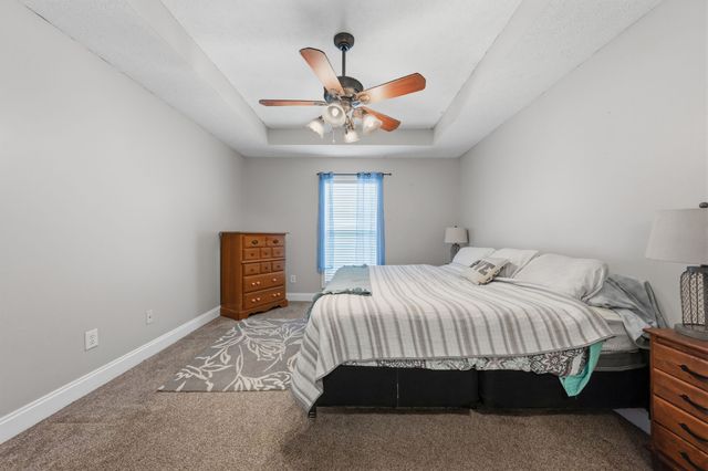 734 Lear Rd, Portland, TN 37148