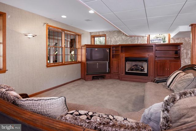 12 CLIFFVIEW CT, Princeton Junction, NJ 08550