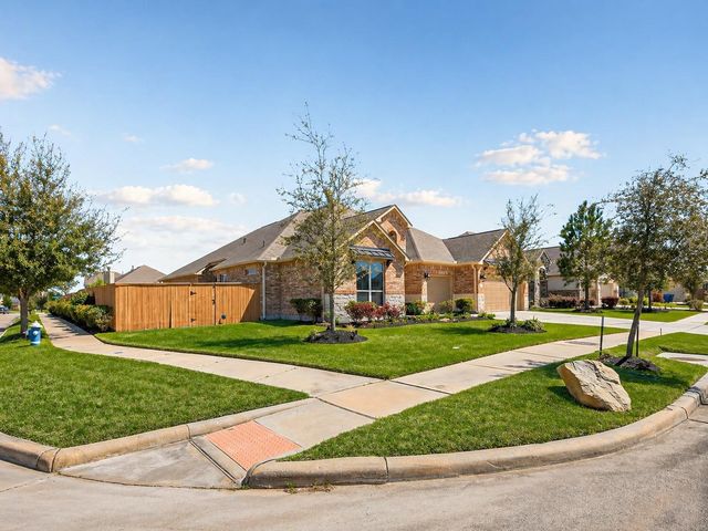 15410 Trumball Manor Drive, Humble, TX 77346