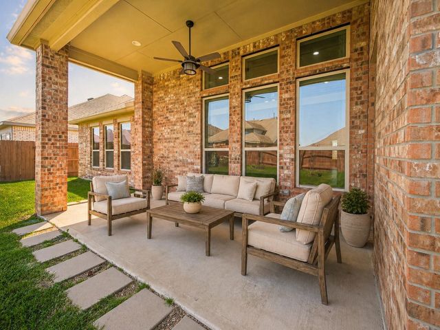 15410 Trumball Manor Drive, Humble, TX 77346