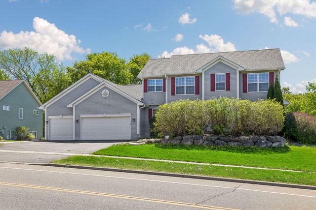 16267 Griffon Trail, Lakeville, MN 55044