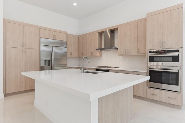 9568 Regal Palm Court, Boca Raton, FL 33498