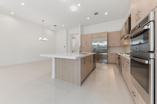 9568 Regal Palm Court, Boca Raton, FL 33498