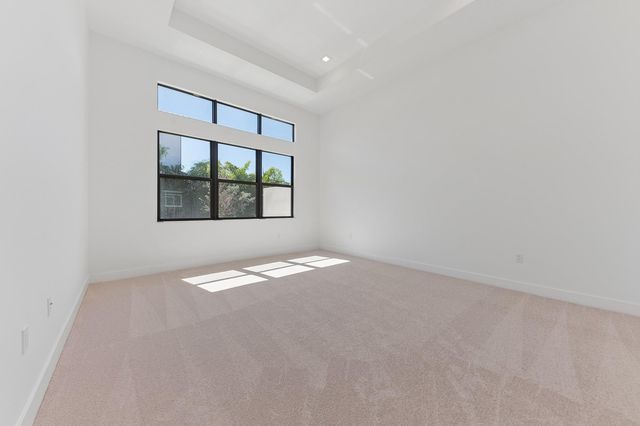 9568 Regal Palm Court, Boca Raton, FL 33498