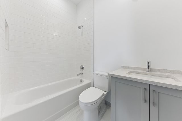 9568 Regal Palm Court, Boca Raton, FL 33498