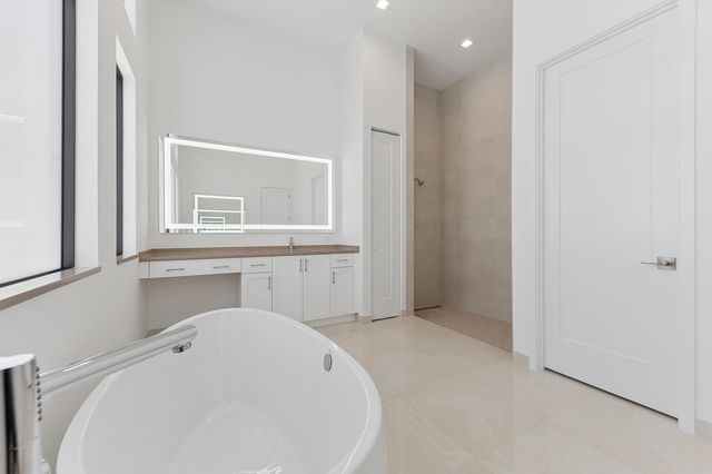 9568 Regal Palm Court, Boca Raton, FL 33498