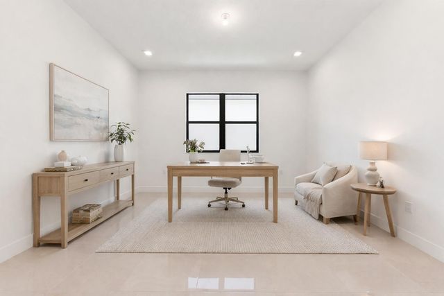 9568 Regal Palm Court, Boca Raton, FL 33498