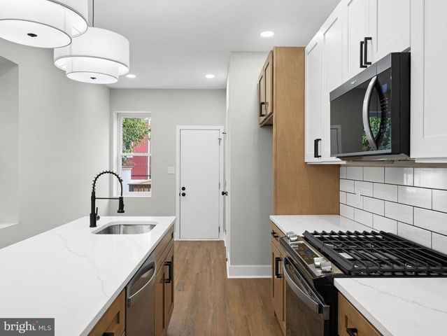 5916 SPRINGFIELD AVE, Philadelphia, PA 19143
