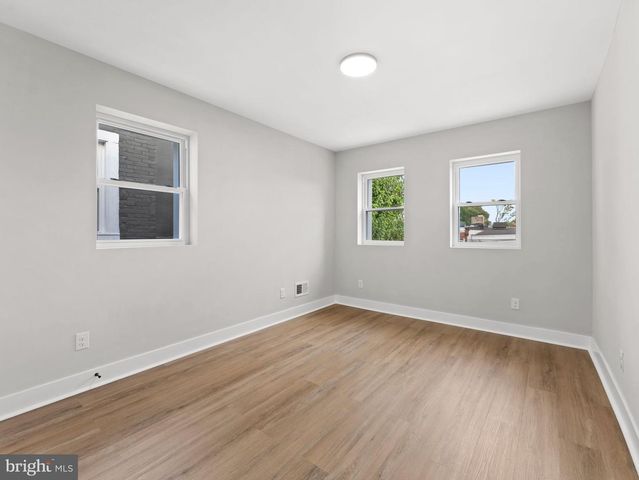 5916 SPRINGFIELD AVE, Philadelphia, PA 19143