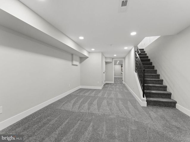 5916 SPRINGFIELD AVE, Philadelphia, PA 19143