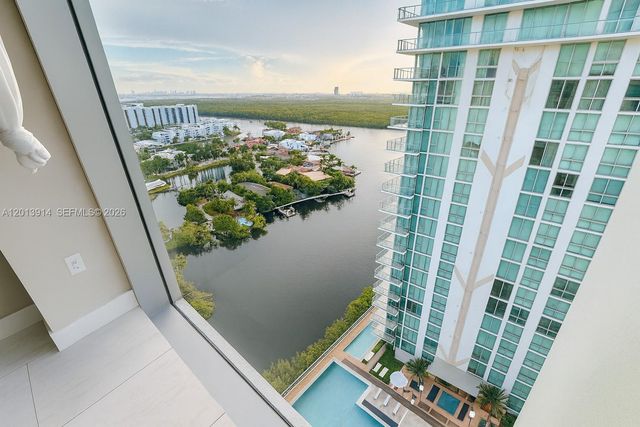 300 Sunny Isles Blvd 4-2407, Sunny Isles Beach, FL 33160