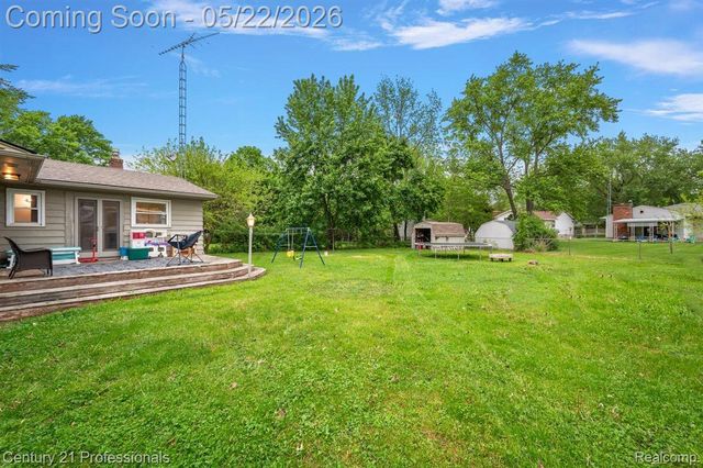 4255 Whispering Oak Drive, Flint Charter Township, MI 48507