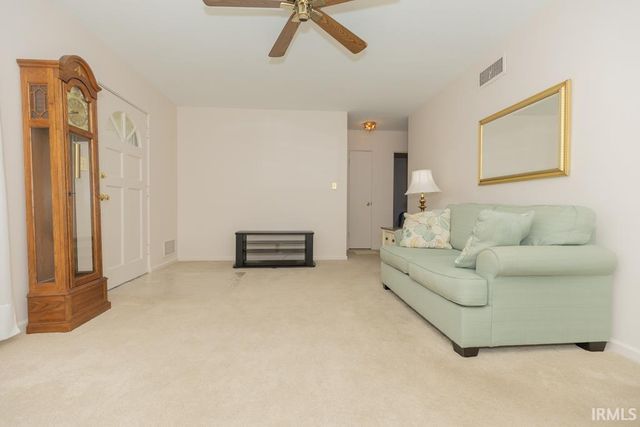1309 S Saint James Boulevard, Evansville, IN 47714