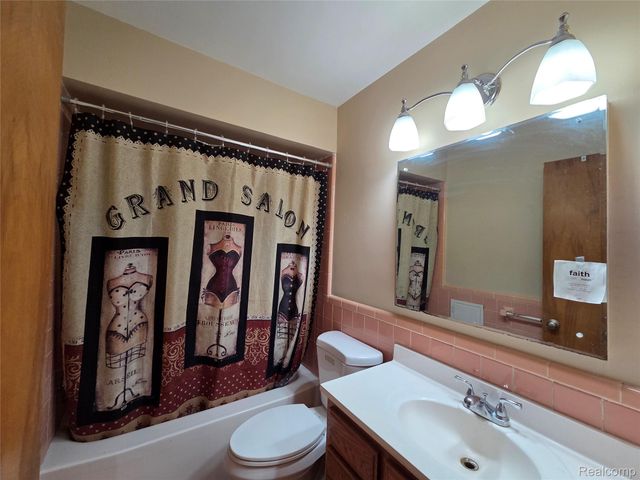 19366 Woodworth, Redford Charter Township, MI 48240