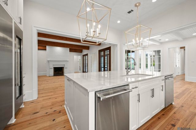 6204 Province Ln, Baton Rouge, LA 70808