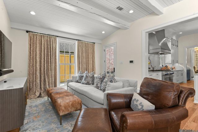 6204 Province Ln, Baton Rouge, LA 70808