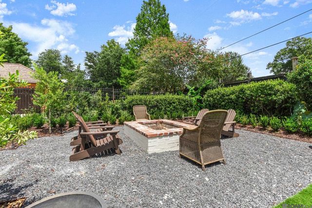 6204 Province Ln, Baton Rouge, LA 70808