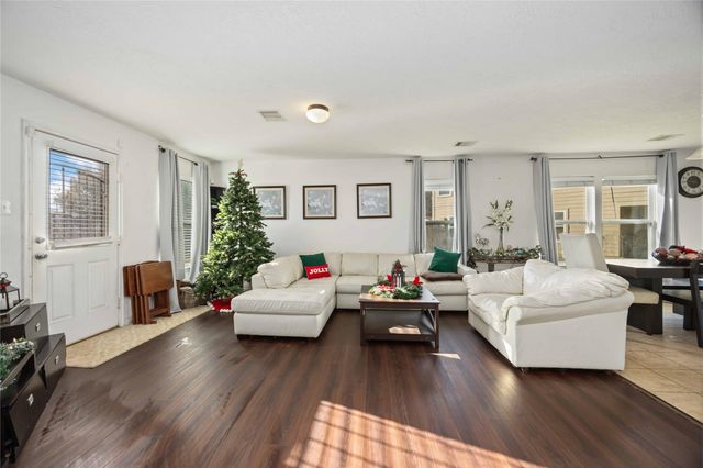 15338 Trinity Meadow Drive, Houston, TX 77489