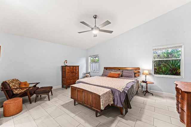 9702 Harbour Lake Circle, Boynton Beach, FL 33437