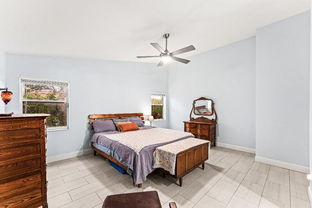 9702 Harbour Lake Circle, Boynton Beach, FL 33437