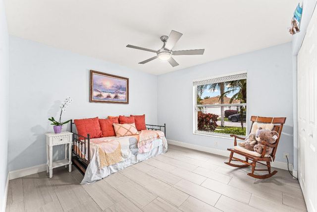 9702 Harbour Lake Circle, Boynton Beach, FL 33437