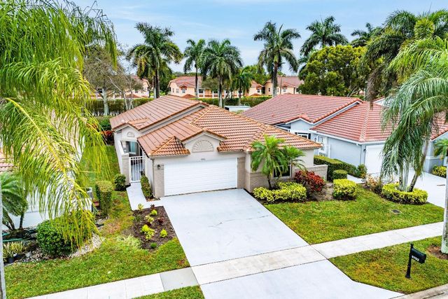 9702 Harbour Lake Circle, Boynton Beach, FL 33437