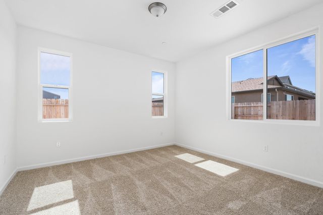 1876 Vallejo Avenue, Dinuba, CA 93618
