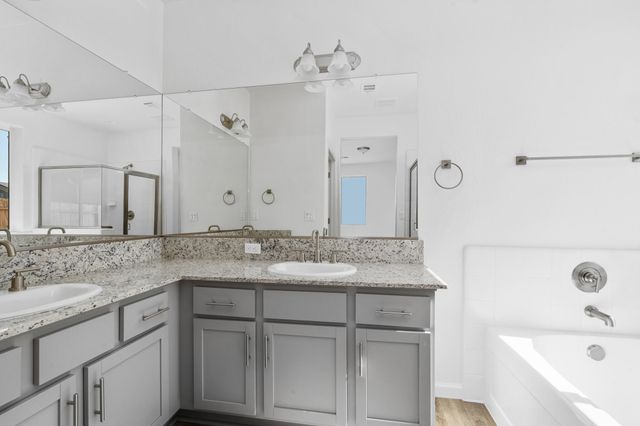 1876 Vallejo Avenue, Dinuba, CA 93618