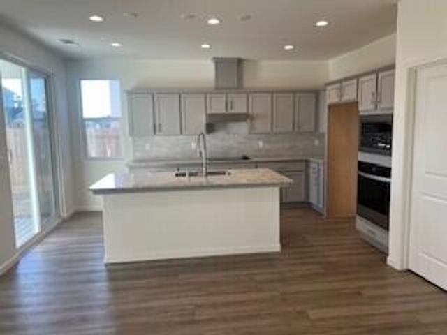 1876 Vallejo Avenue, Dinuba, CA 93618