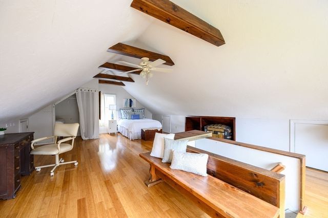 5 Telegraph Avenue, Hull, MA 02045