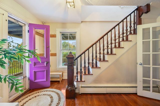 5 Telegraph Avenue, Hull, MA 02045