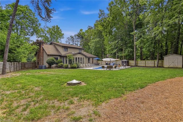 3611 Hunting Ridge Drive, High Point, NC 27265