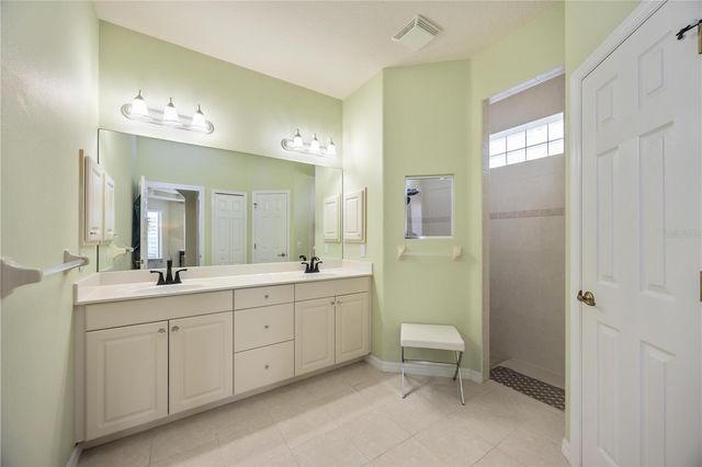 5725 WHITE JASMINE WAY, North Port, FL 34287