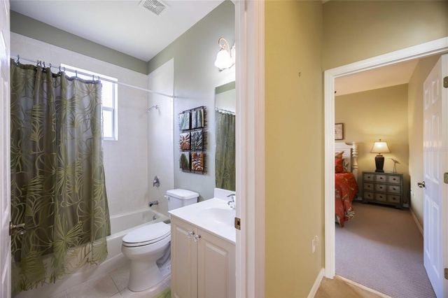 5725 WHITE JASMINE WAY, North Port, FL 34287