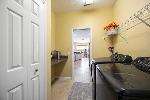 5725 WHITE JASMINE WAY, North Port, FL 34287