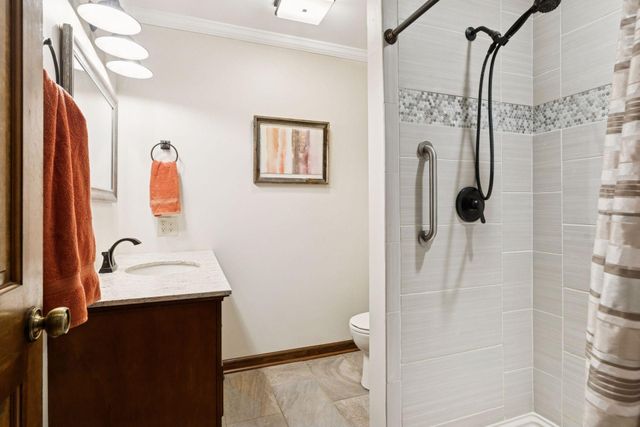 5041 Wood Avenue, White Bear Lake, MN 55110