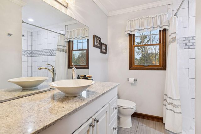 5041 Wood Avenue, White Bear Lake, MN 55110