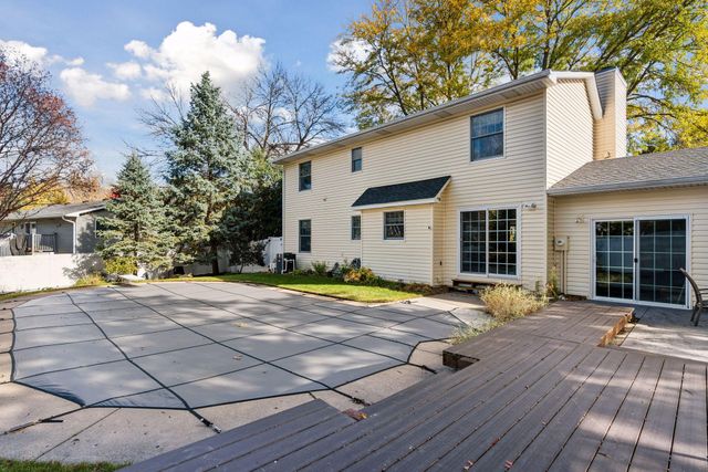 5041 Wood Avenue, White Bear Lake, MN 55110