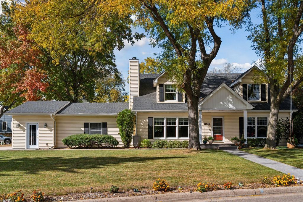 5041 Wood Avenue, White Bear Lake, MN 55110